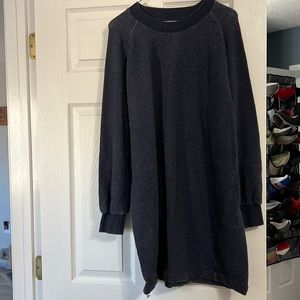 Sweatshirt dress